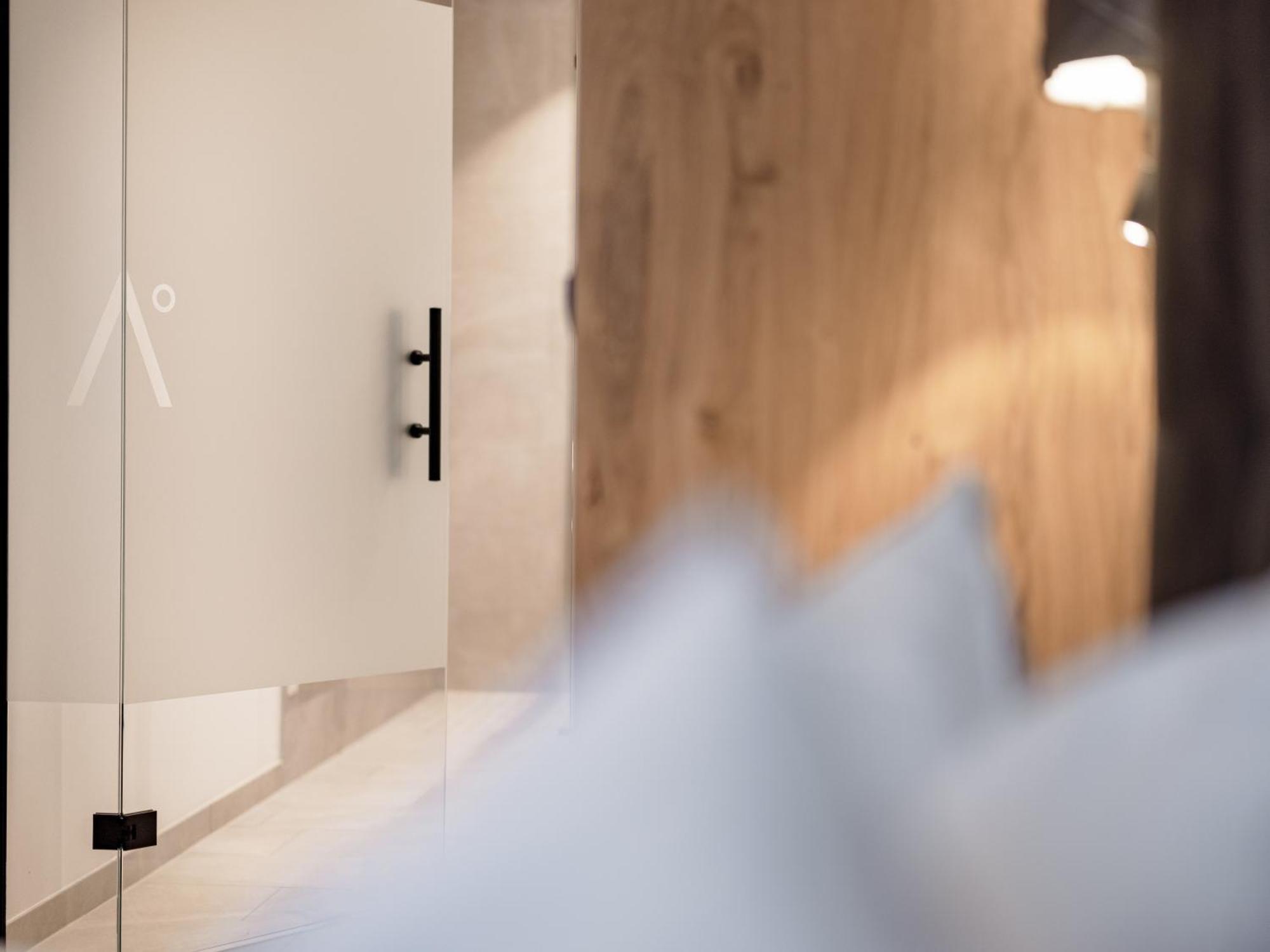 Myalps Oetztal Inklusive Wellness Lägenhet Umhausen Rum bild
